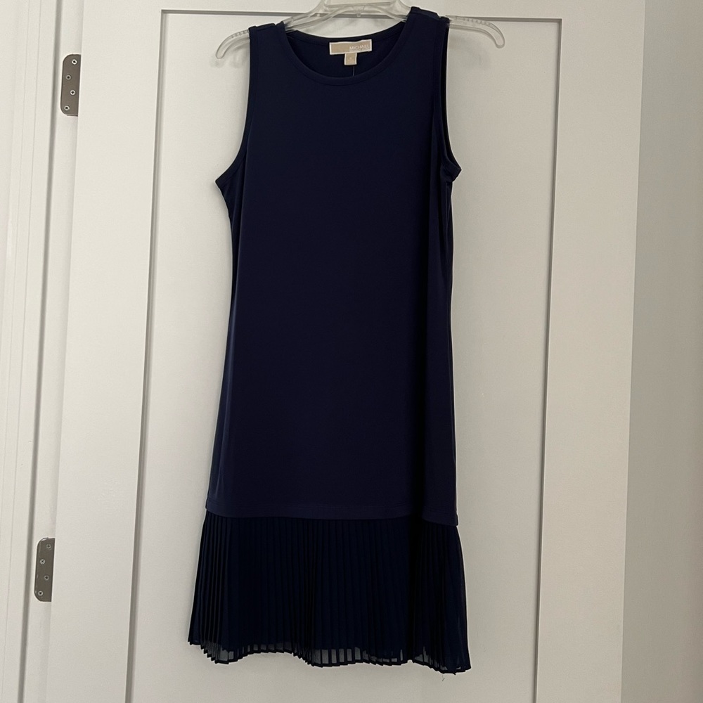 NWT Michael Kors Pleated Hem Shift Dress
